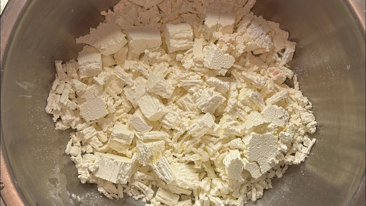 Cornstarch Crush ! 🤍✨ For all of my squeaky lovers ☺️ .