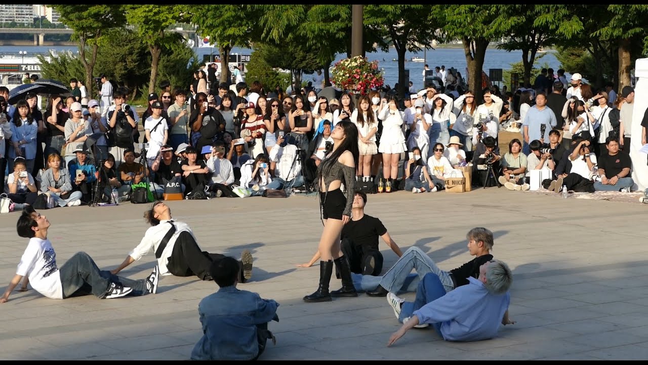ARTBEAT(아트비트) Hyerim - Mmmh(KAI) | Han River Busking
