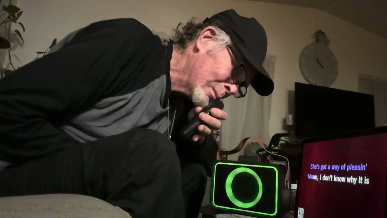 Amazon Karaoke Machine K26 review December 9, 2025