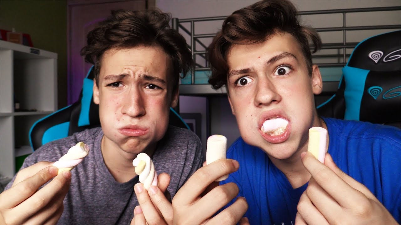 STUFF YOUR MOUTH CHALLENGE cu Cristi Munteanu !!!