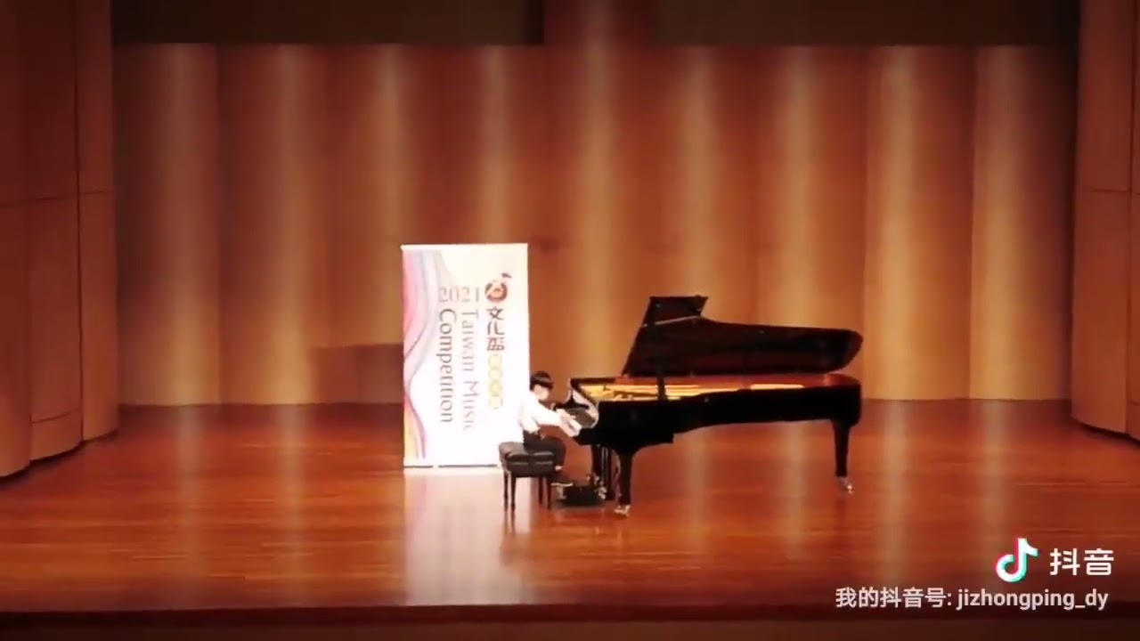 CHI YI CHENG 7 YEARS  Debussy - Le Petit Nègre (The Little Negro)