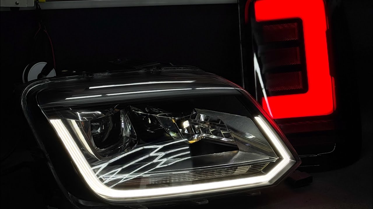 Farol amarok com projetor direcional restaurado 