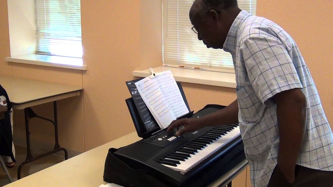 Yamaha EZ 220 - lesson on changing tempo of playing