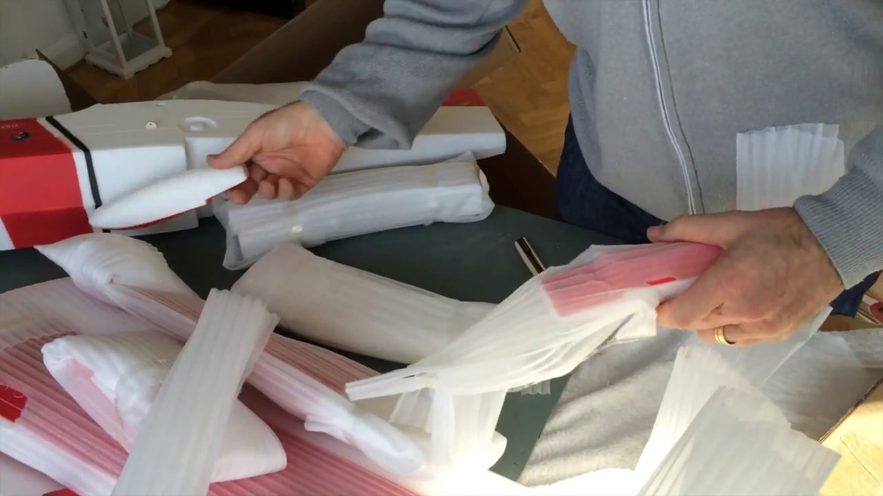 Unboxing HobbyKing CL 415 Canadair Malaysian version