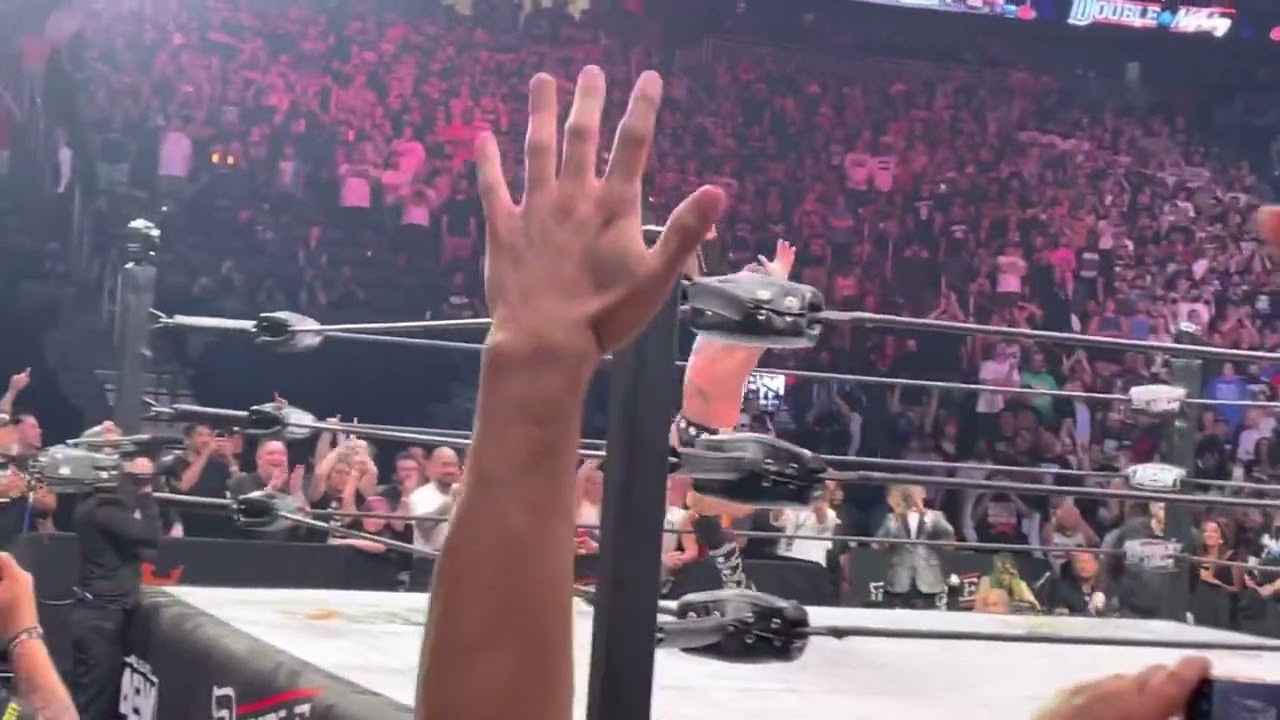 CM Punk wins the AEW World Heavyweight Championship At Double Or Nothing 5/29/22