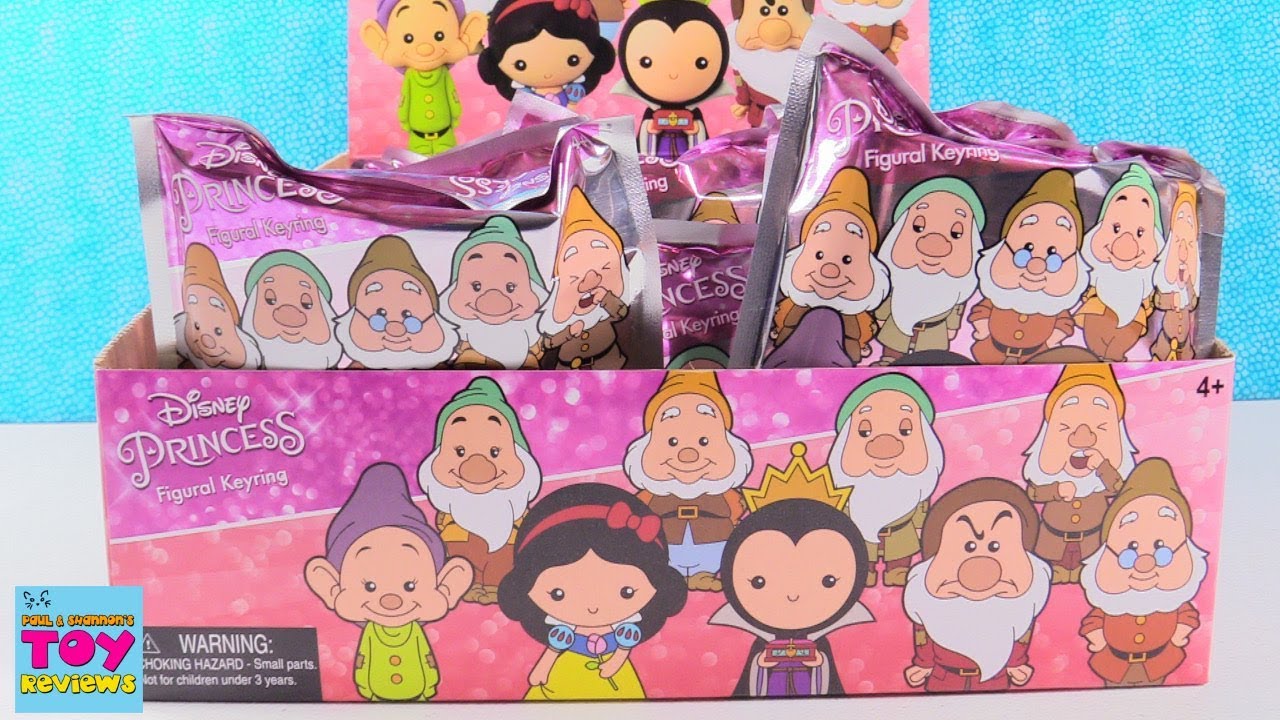 Snow White Disney Seven Dwarves Figural Keyrings Blind Bag Opening | PSToyReviews