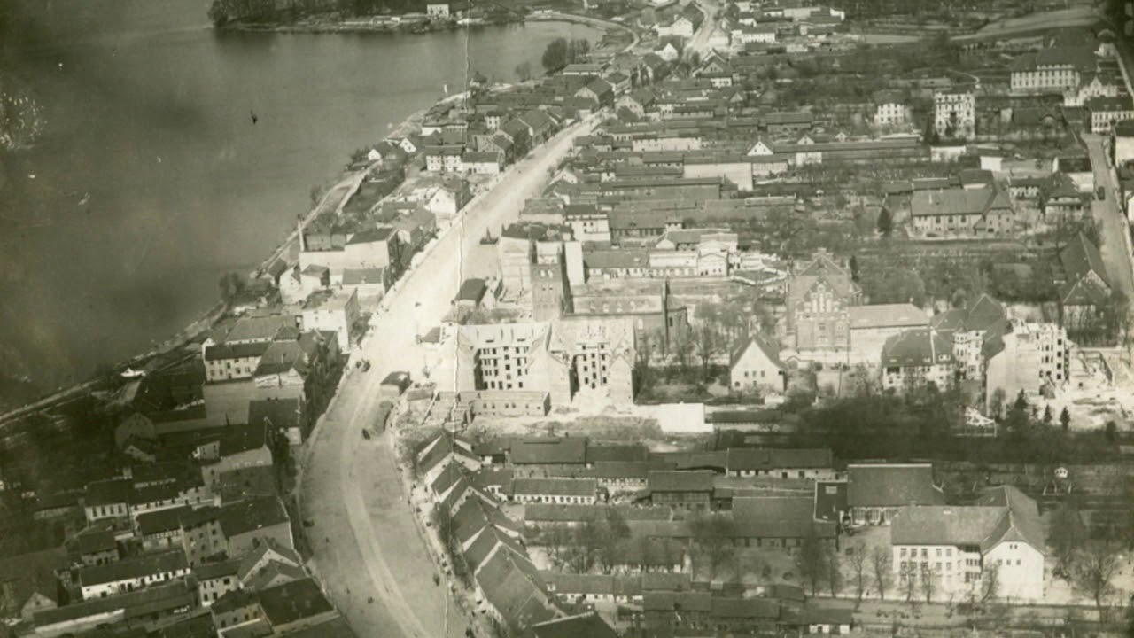 EŁK - ZNISZCZENIA PO I WOJNIE. FOTOGRAFIE ZE ZBIOR&Oacute;W GISELI I KLAISA SKIBOWSKICH