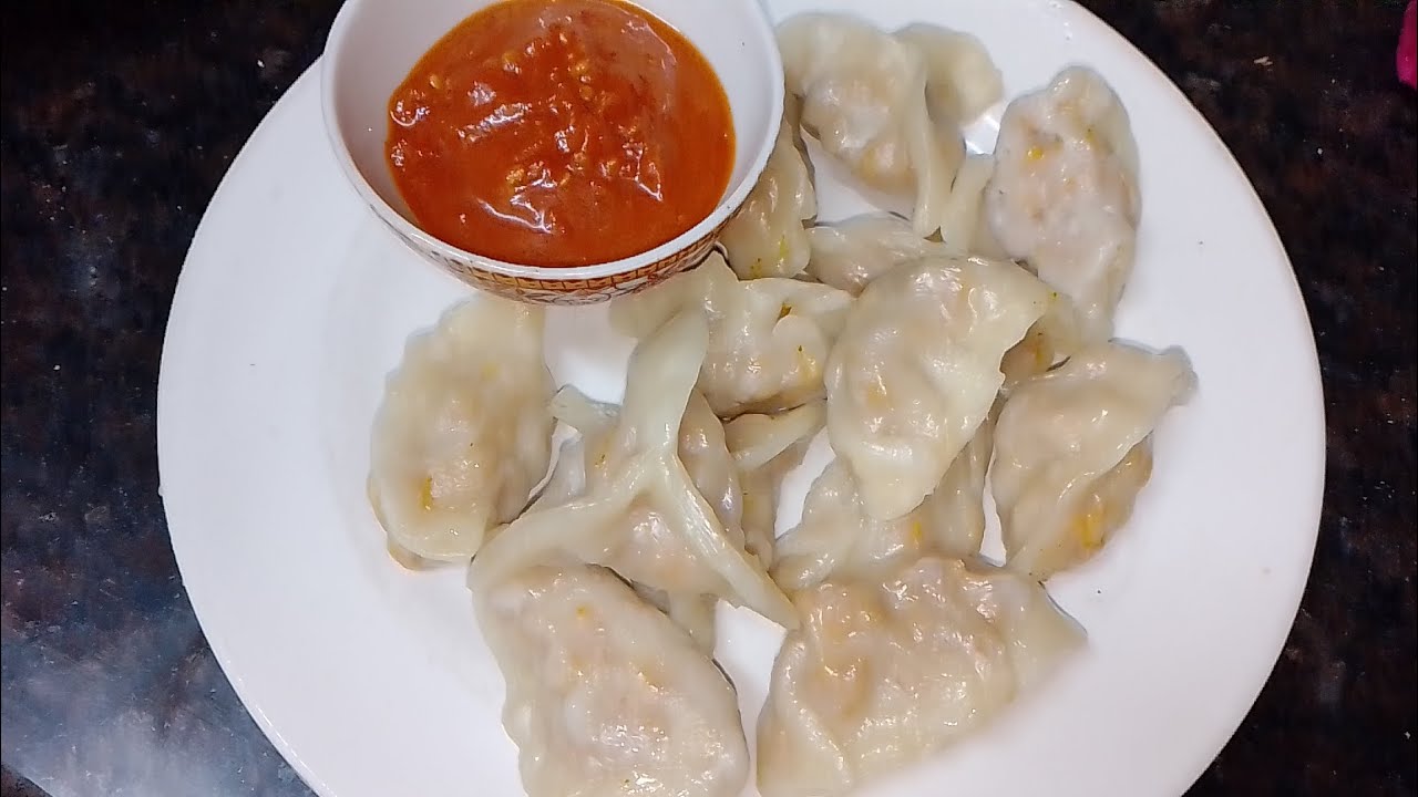 CHICKEN STEAM MOMOS RECIPE....#viral #viralvideo #trending #chickenmomos #steammomos 