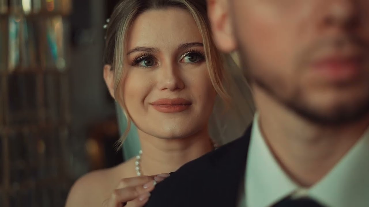 Видеосъёмка - это главный атрибут любой свадьбы, ведь они помогают передать всю радость.