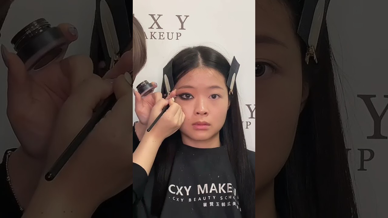 Beautiful makeup tutorial for girls #makeup #short #youtubeshorts
