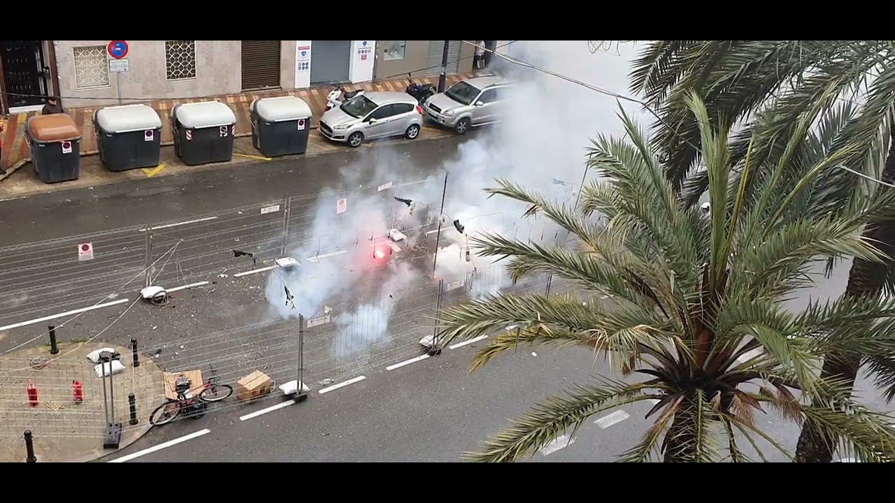 Falla Avda. Campanar H. Rovira mascletà 19 marzo 2022