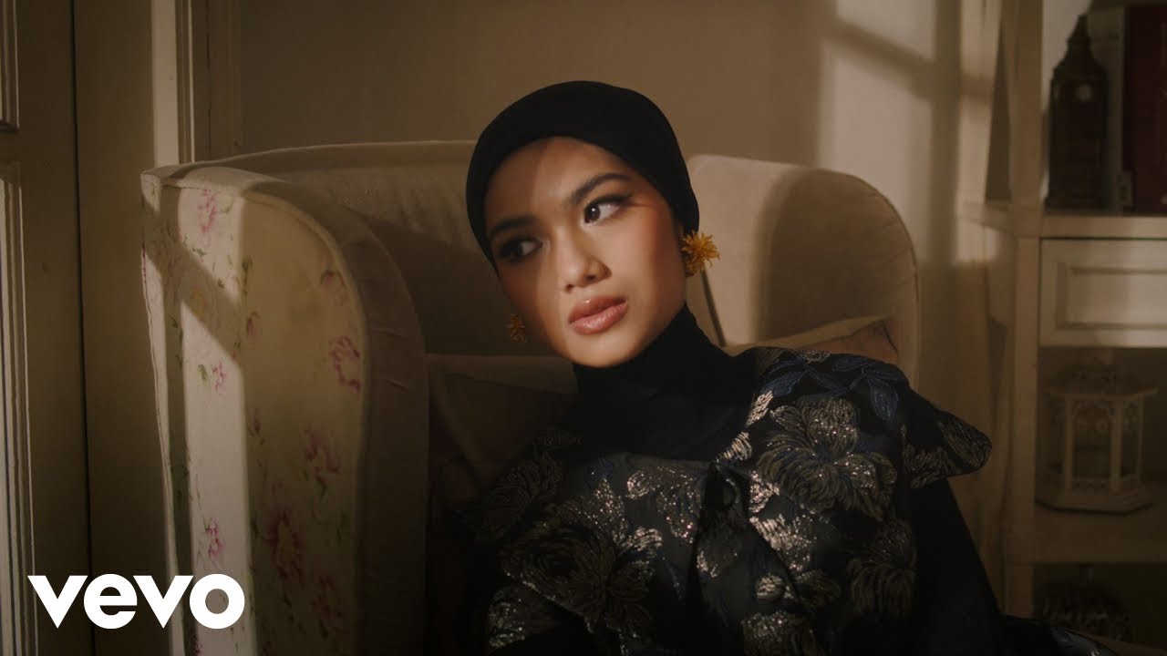 Maira - Tak Semanis Dulu (Official Music Video)