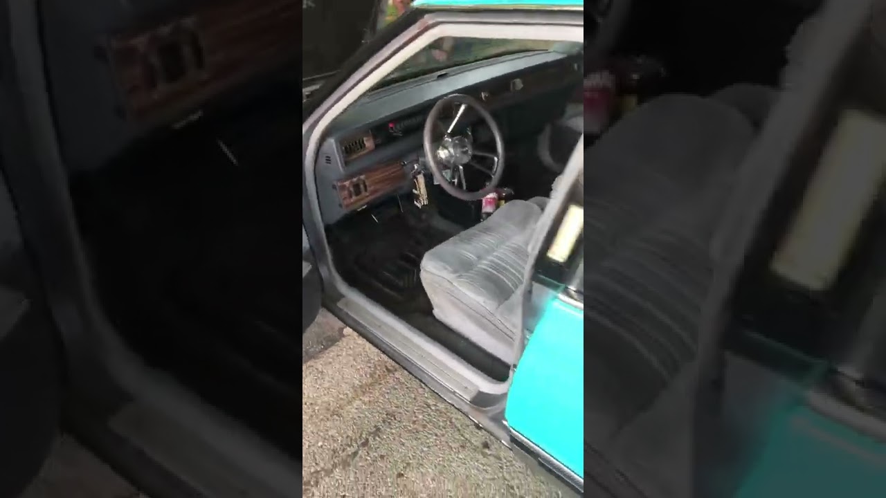 1990 Buick Electra park avenue on 22s flowmaster exhaust