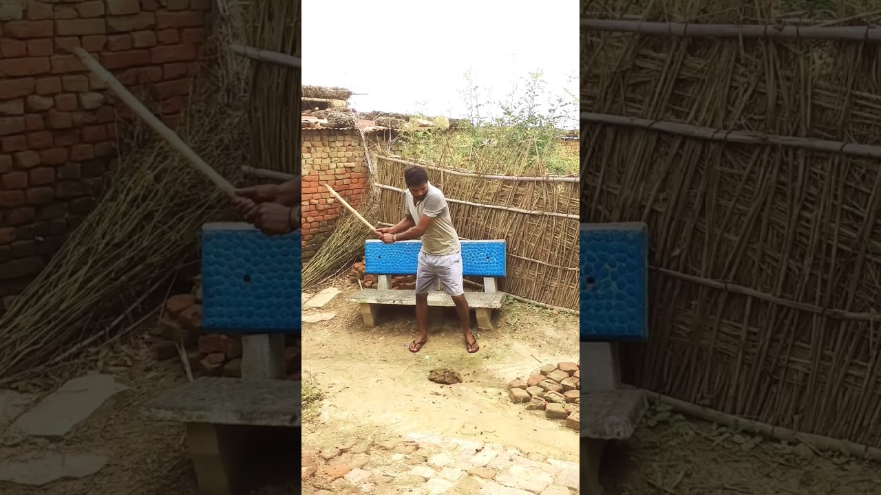 Gobar Ko Dande Se Mara 😆 Desi Funny Video | Gaon Ki Comedy #shortvideo #gaonkimasti #gobarwalavideo
