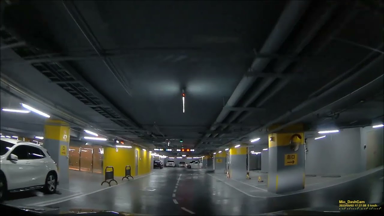 台北市中山區 NOKE 忠泰樂生活 停車場
