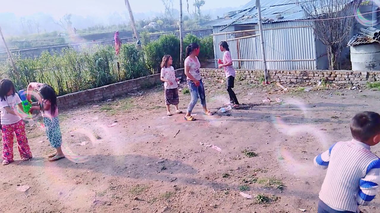 Holi 2075/12/06