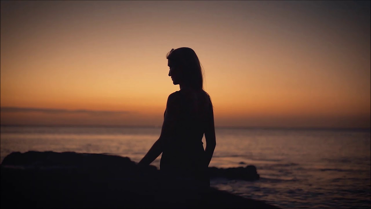 Zoibaf & TRUNG - Voices (Official Music Video)
