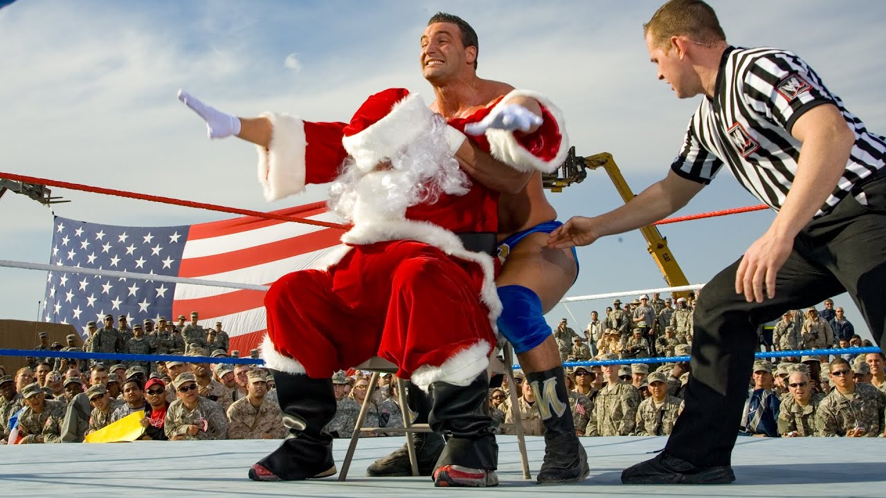 Santa Claus takes the Master Lock Challenge: WWE Tribute to the Troops 2006 🇺🇸