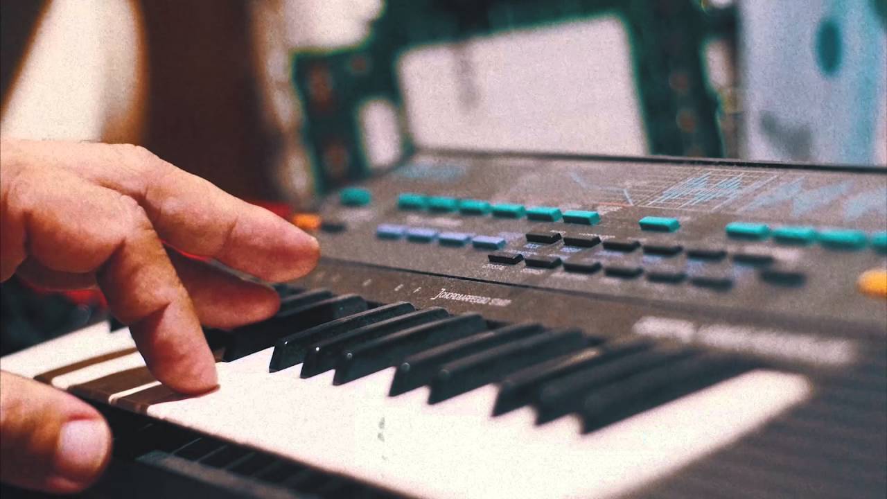 Anything Box  //:\  Yamaha VSS30 (not Circuit Bent) and beautiful. Untitled piece.