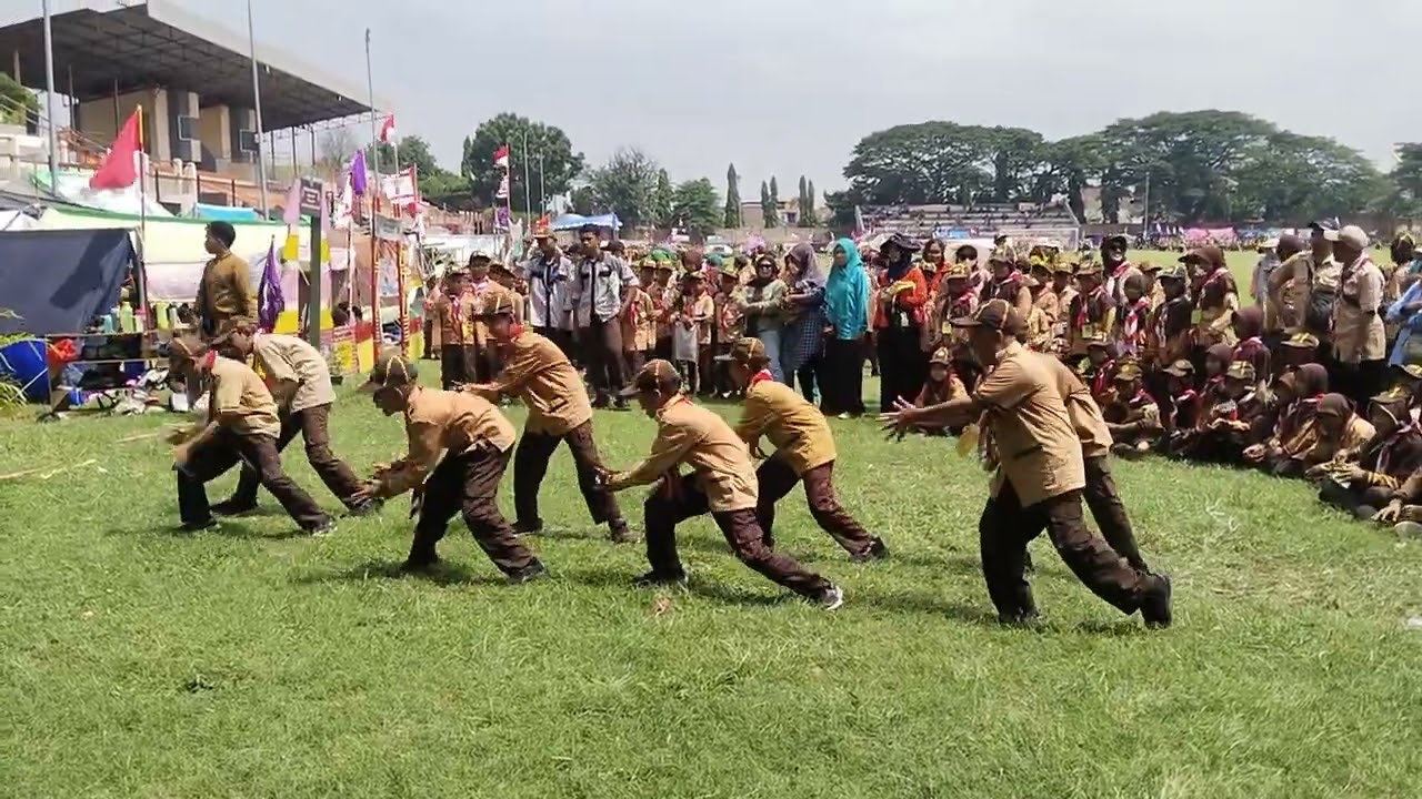  Yel-Yel Barung Merah Siaga Putra