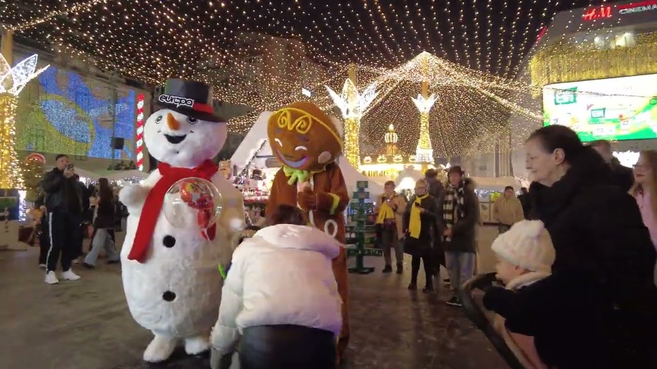 Magia Crăciunului la Craiova 2025 ✨ Cel Mai Spectaculos Târg de Sărbători din România!