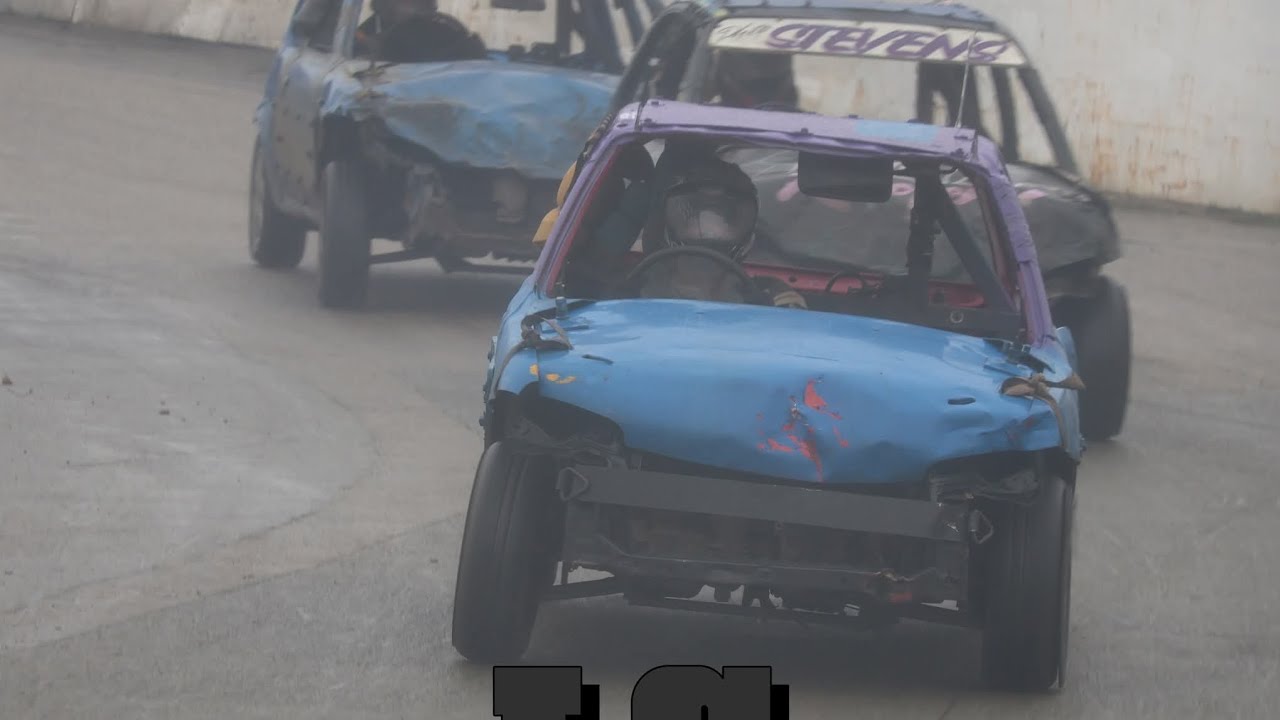 In car 399 Lewis Cullen St. Day Junior Bangers 8/3/26