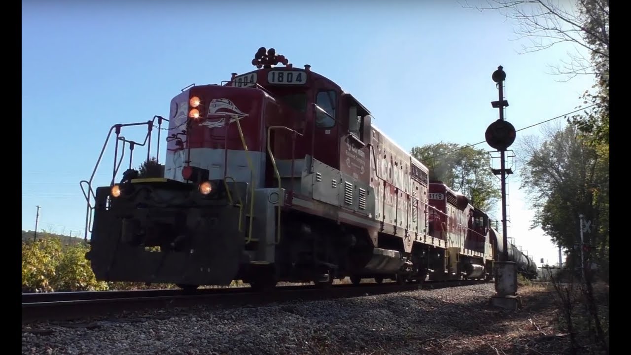 Rj Corman passes a B&O CPL on the Cleveland line