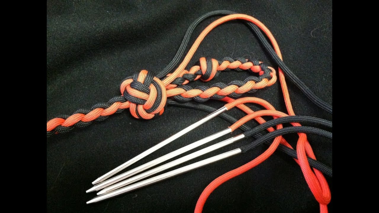 Paracordist's_how_to_tie_AMAZING_paracord_karate_martial_arts_keychain_Part_I_wall_crown_manrope