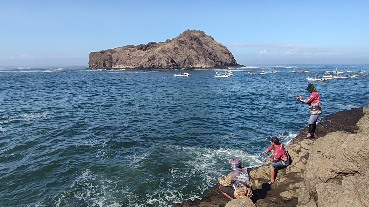 MANCING PINGGIRAN DI SPOT BUKIT SEMBUJO,PAYANGAN - JEMBER‼️Muhammad ikhwan fishing