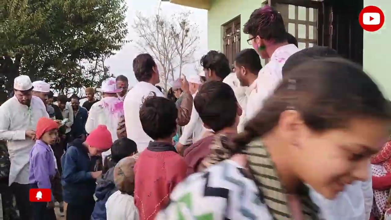 ले चल ले चल रंगीले महल तेरी बंसी ने मेरो मन मोह लियो 