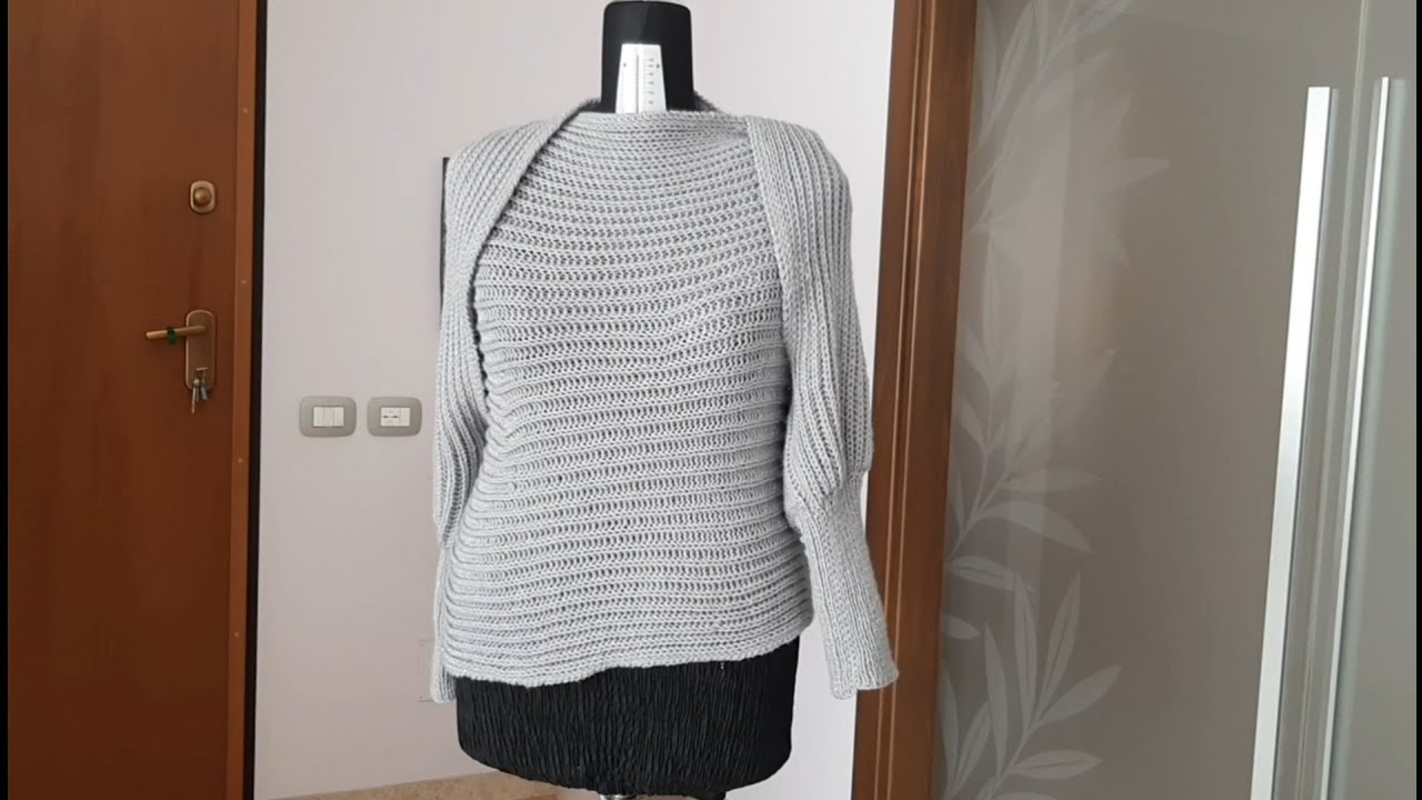 Sciarpa con maniche ai ferri Tiana /scarf with knitted sleeves / Bufanda con manga de punto