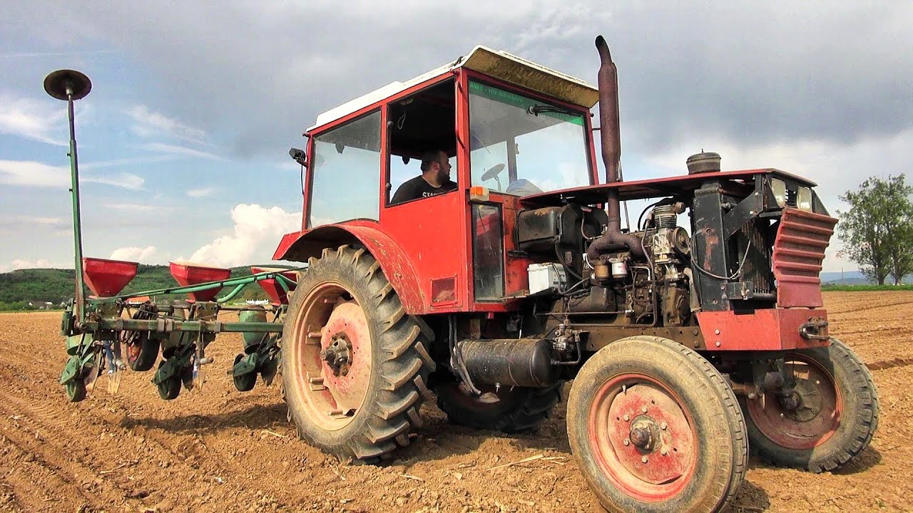 La semănat de porumb cu UTB 650 ⚙🚜🌱🌿🌽