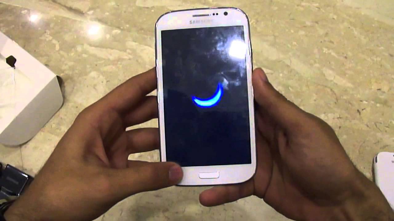 Samsung Galaxy Grand GT-I9082 Unboxing And Overview