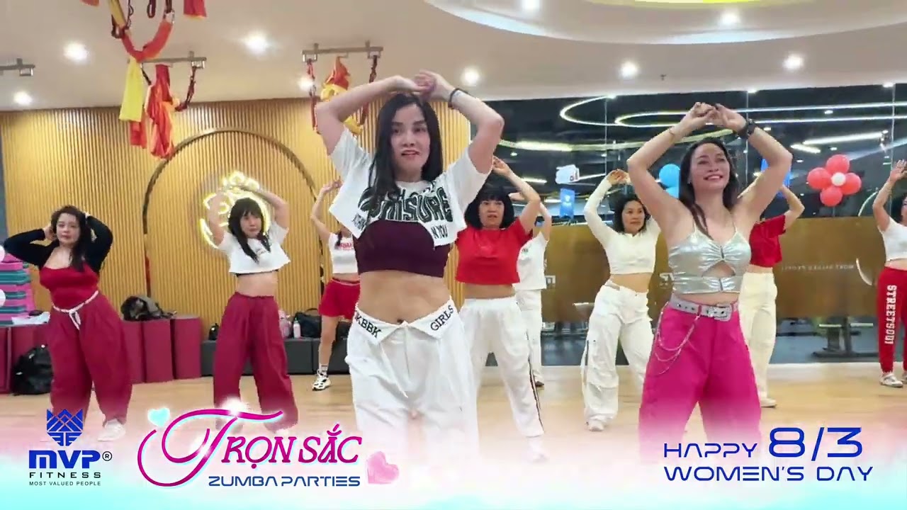 🌺“Triệu đóa hoa cùng khoe sắc” tại bữa tiệc Zumba dịp 8/3
