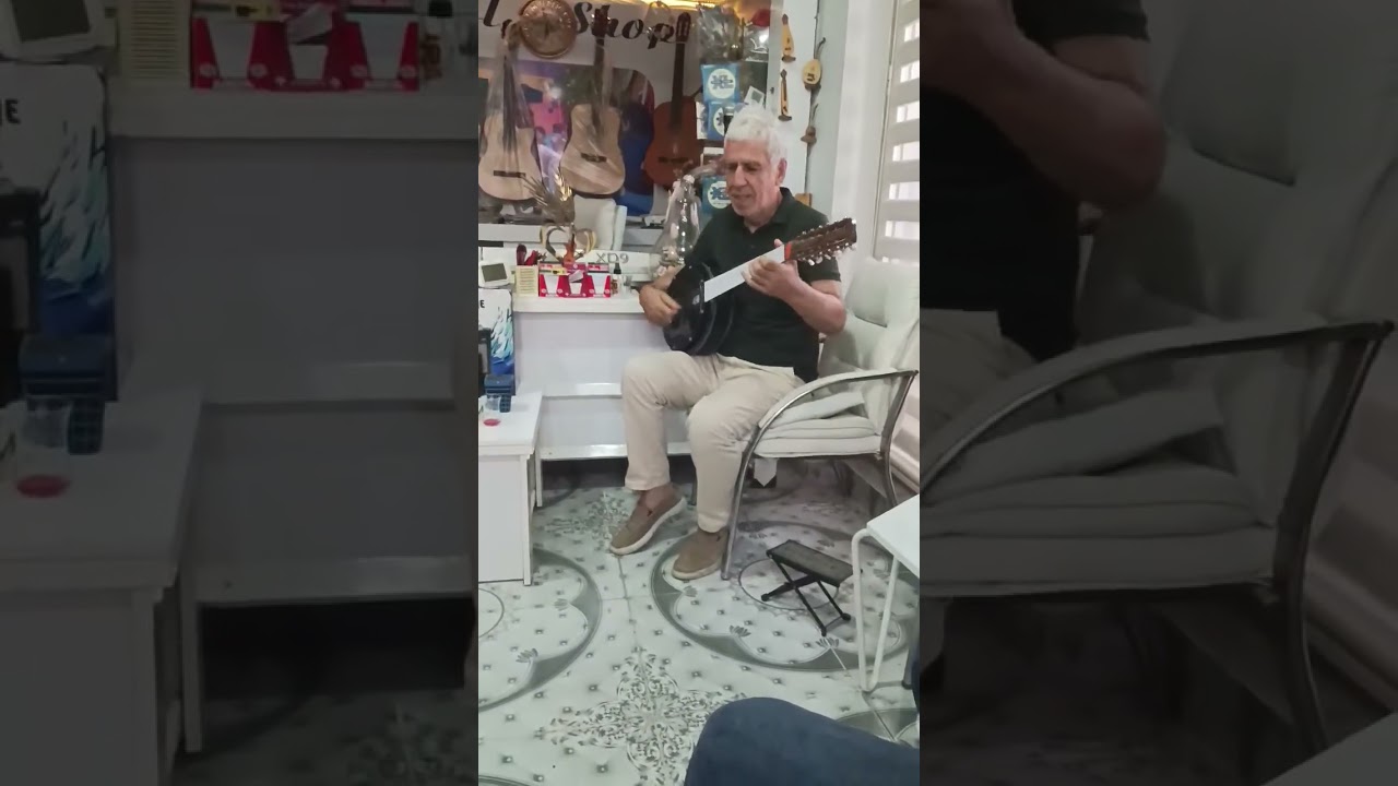 Muzafer gök sanatçı  abim misafirim basım gözüm üstüne geldi güzel bir anı 