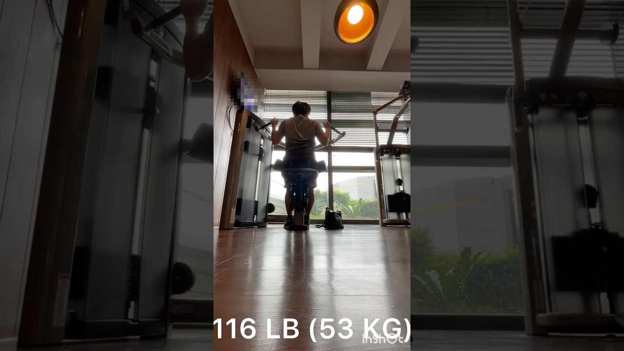 Lat Pulldown Machine 116 LB - 50 LB (53 KG - 23 KG)