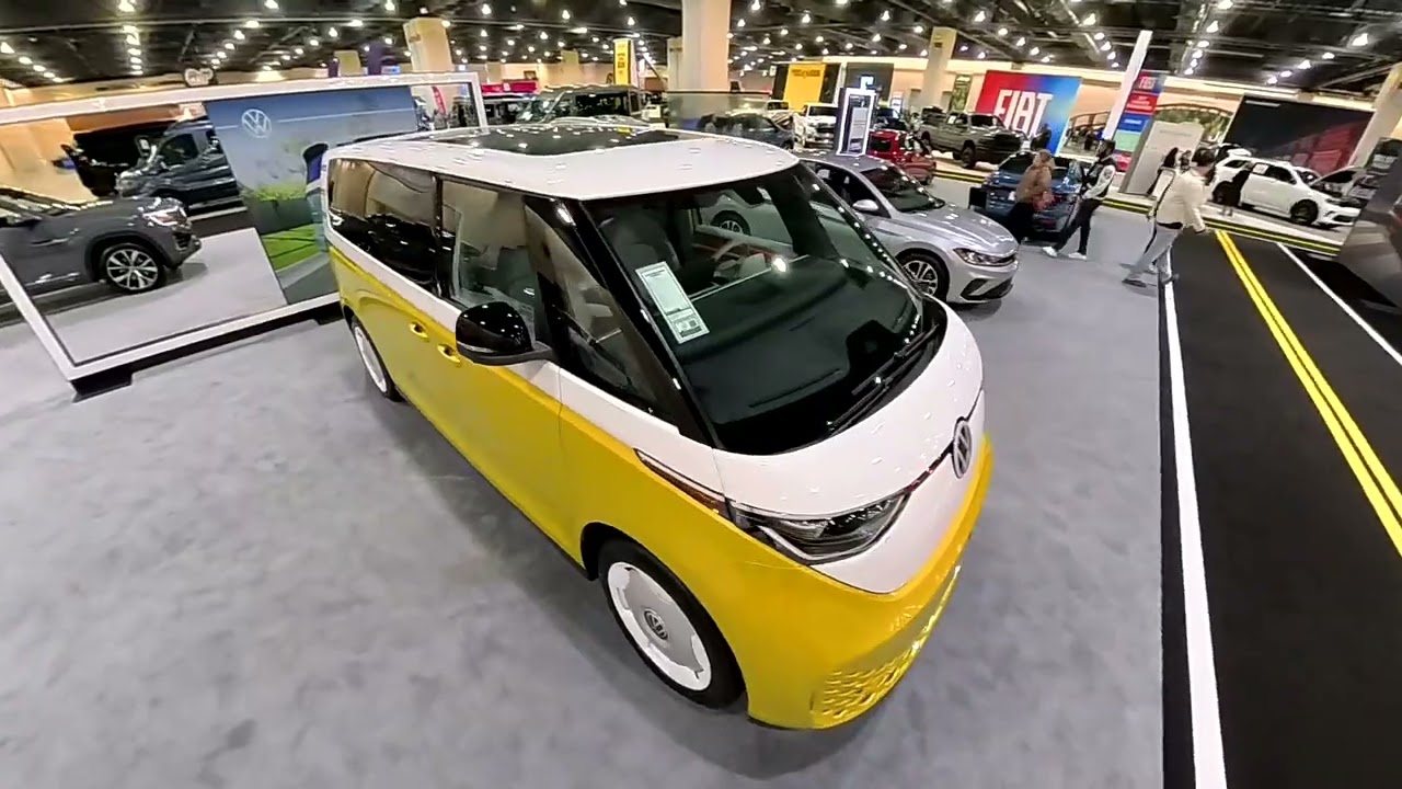 VW ID BUZZ 360 Fly-Around Video