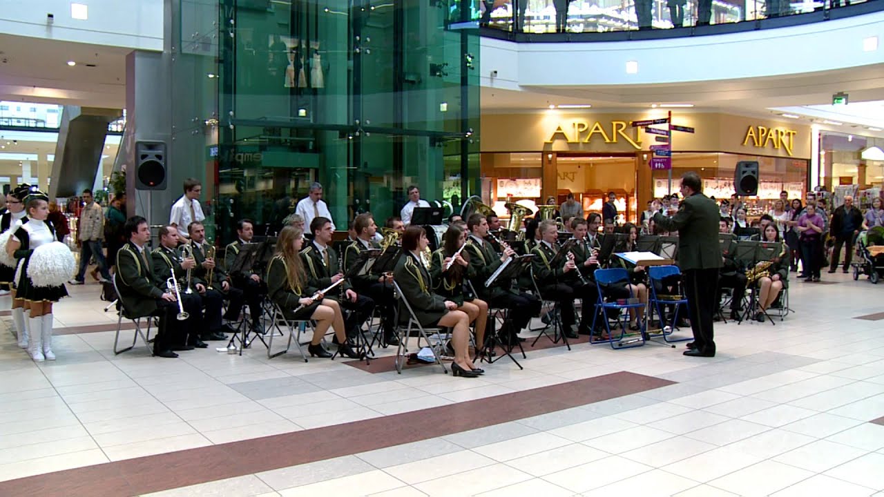 Orkiestra Dęta OSP Konopiska - Król Lew (Galeria Jurajska 18.03.2012r.)