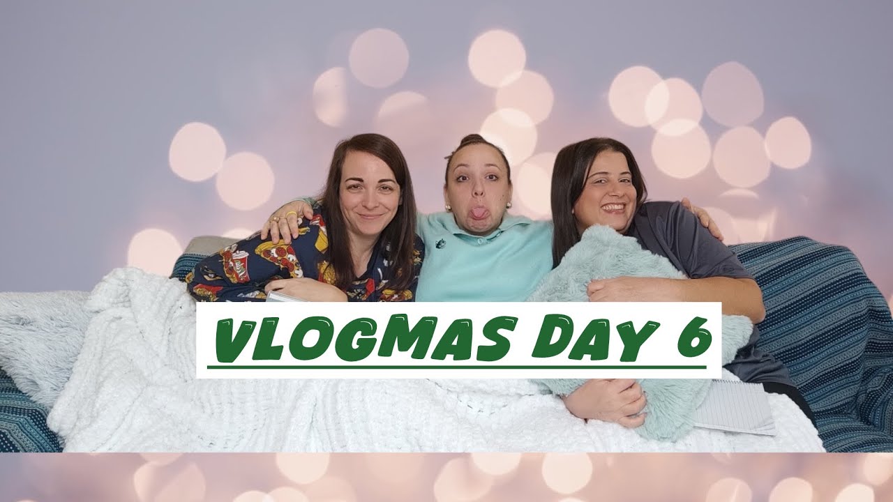 Χριστουγεννιάτικο gossip με την ξαδέρφη, ένα νέο podcast και τα squats της Emily | VLOGMAS DAY 6