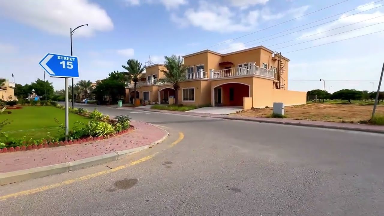 Relaxing walk in sports City Bahria Town Karachi 🚶🏻‍♀️‍➡️#sportscityvillas #bahriatownkarachi