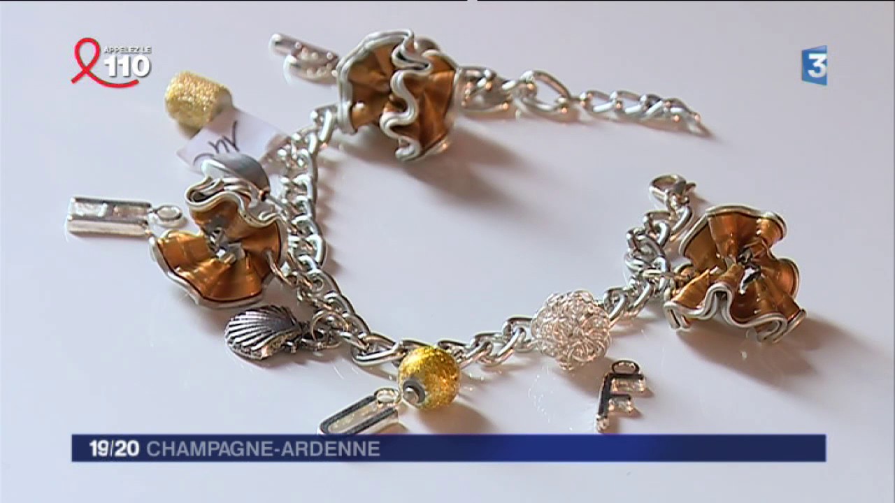 Emeline, créatrice de bijoux en capsules à Vitry-le-François