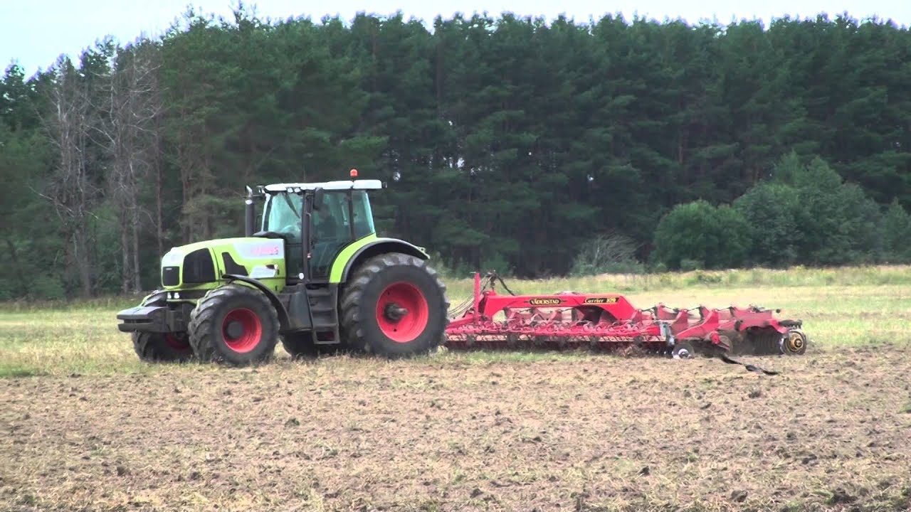 CLAAS ATLES 946RZ /VADERSTAD CARREIER 820 на культивации.