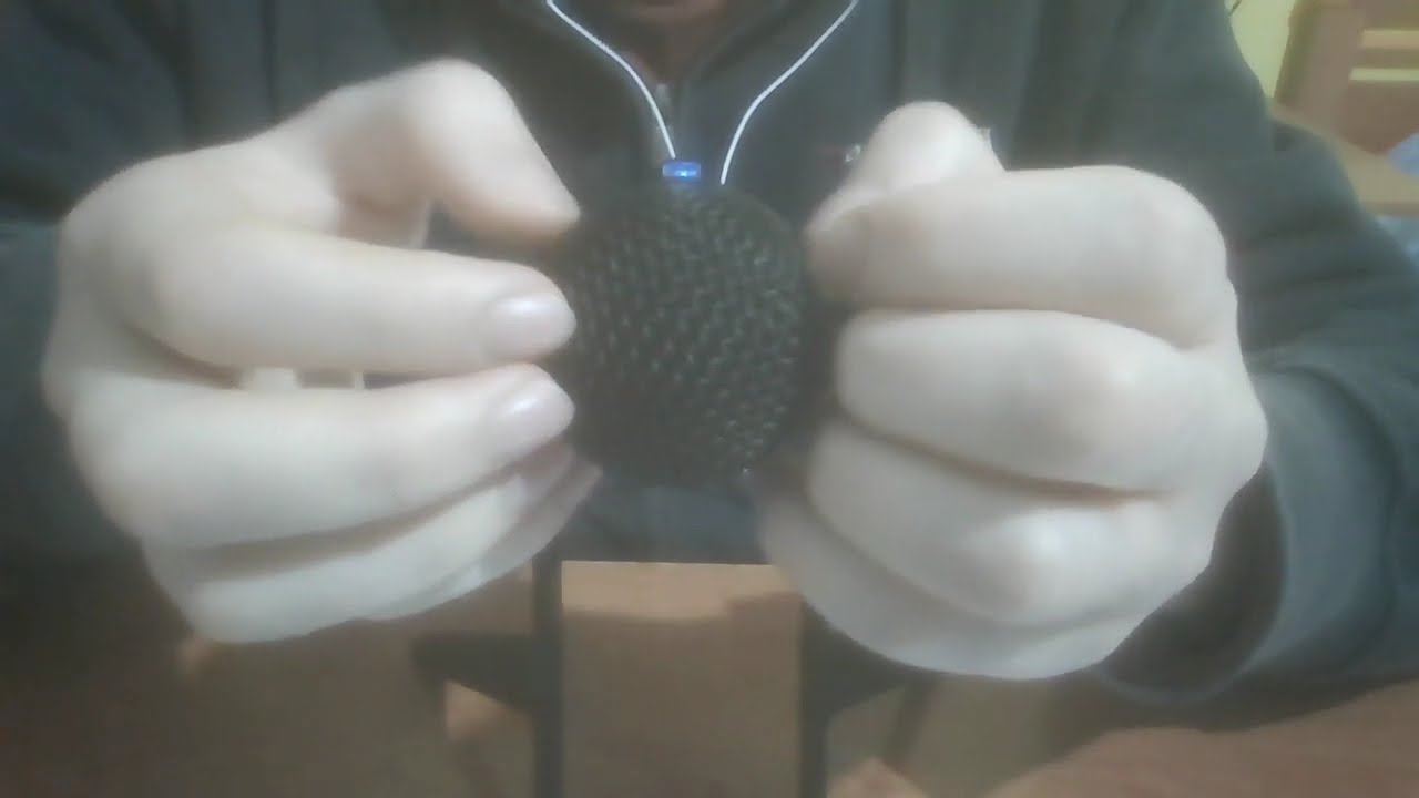 TRIGGERS ASMR