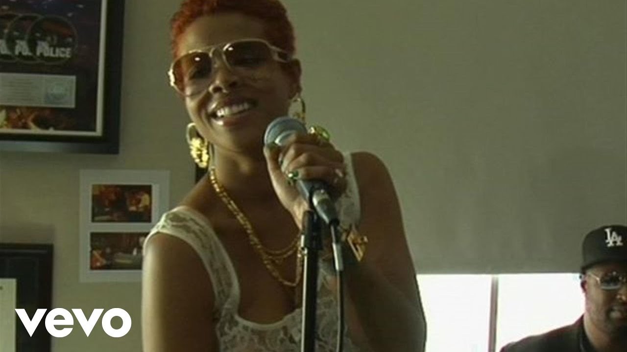 Kelis - Kelis Live at the Cherrytree House Part 2 “4th of July”