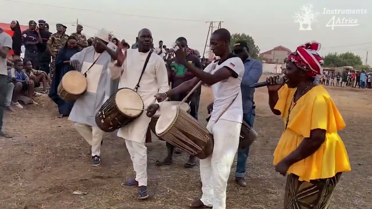 La prestation de la troupe traditionnelle de Markala lors du festival Kayes Séko3