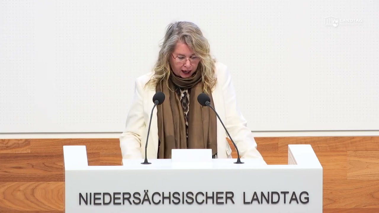 Plenum am 11.9.2025: Annette Schütze spricht zum Tätigkeitsbericht des Petitionsausschusses für 2024