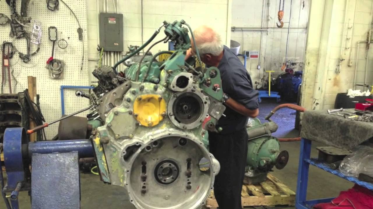 Technomadia's 8V71 Engine Rebuild - Reassembly (Part 2 of 2)