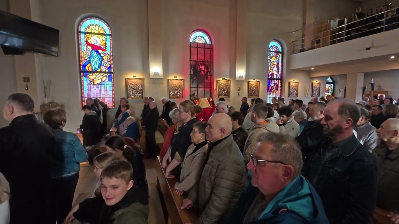 Wielki Piątek 2025. Relacja. Parafia Jasło Niegłowice