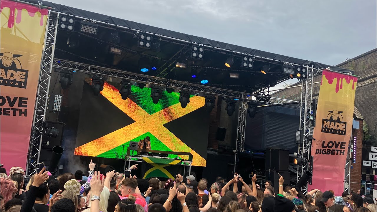 Sean Paul - Cheap Thrills / Baby Boy @ MADE Fest Birmingham 2023
