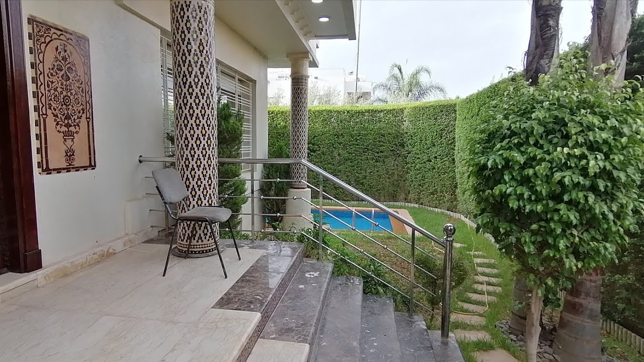 فيلا رائعة بالمسبح للبيع بفاس العتيبة طريق عين الشقف villa maroc a vendre